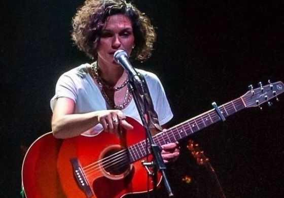 Paula Basalo & Los Caminantes, en vivo